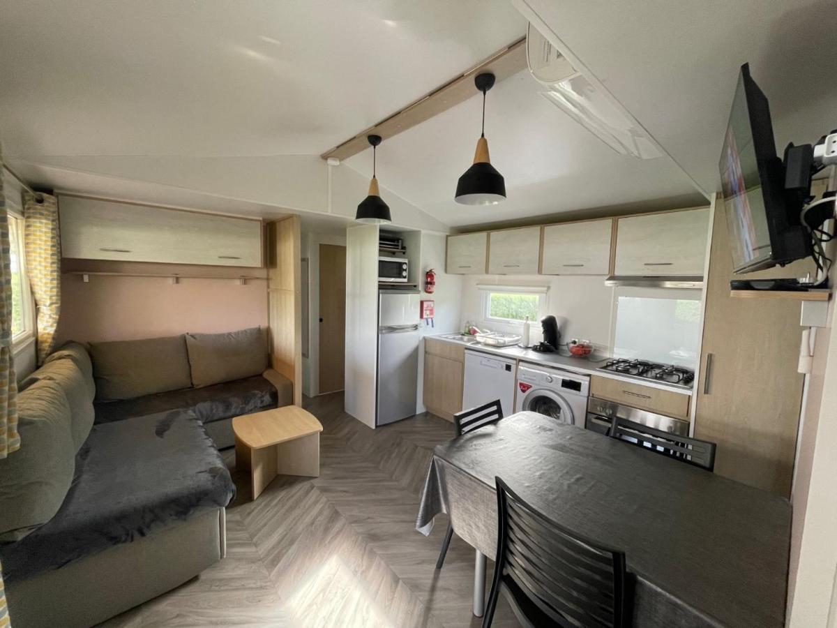 - Mobilhome Camping Les Charmettes - Fun Pass Non Inclus - Les Mathes Ngoại thất bức ảnh